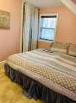West Dennis Central - 5 bed, 3 bath, 2 kitchen huge yard!Two hot tubs! - 4 tähden