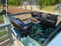 Beached Houseboat-Free Park Pass