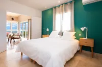 Villa Pétronille, Spacious luxury villa, sleeps 18 Cap Est, Le François