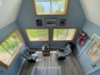 Bright and charming cabin on the Cabot Trail overlooking St. Ann’s bay.