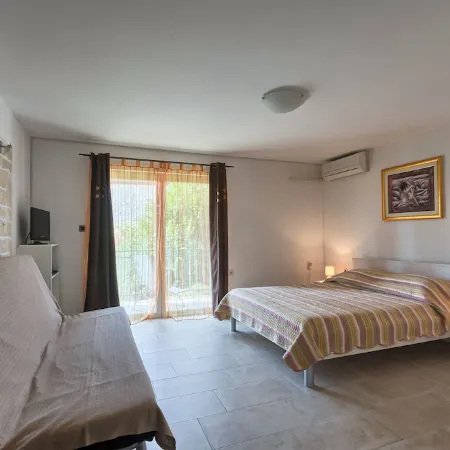 Villa Andi Terrace, Wi-fi, dishwasher, washing machine, parking, 3 min beach