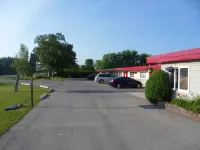 The Silver Birch Motel - Motels