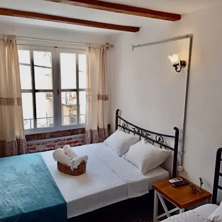 Kelebek Ayvalık