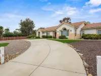 Explore Ramona's Vineyards: Tranquil Home w/ Yard Hotels in Ramona