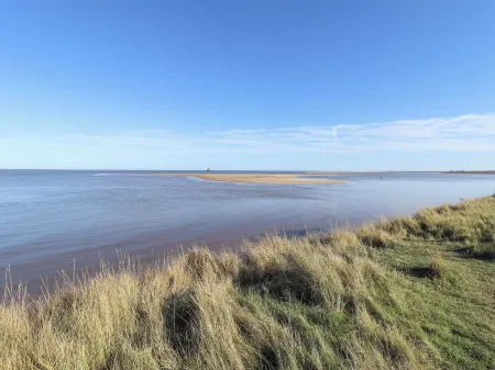 Little Eden by the Sea Отели в г. Гримсби