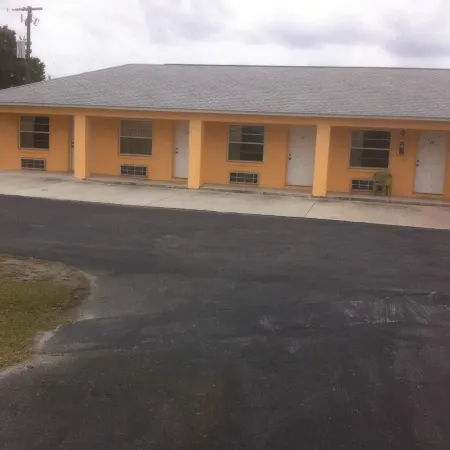 Desoto Motel