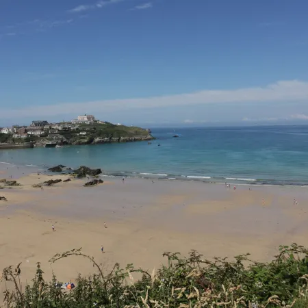 9 Headland Point