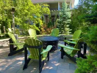 Explorer House Bed & Breakfast - Bed and Breakfasts
