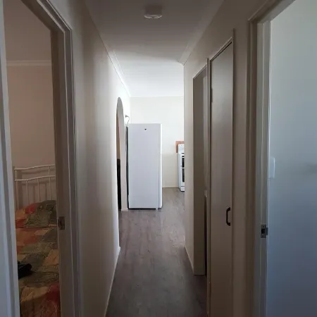 D'Aguilar Hotel Motel