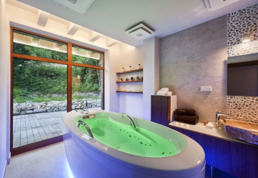 호텔 지비에츠키