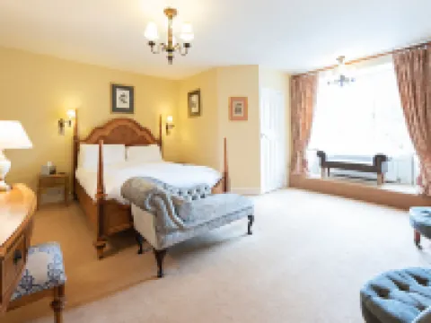 Corinium Hotel & Restaurant Hotels in Cirencester