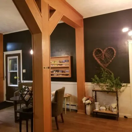 Silverwood Inn & Suites