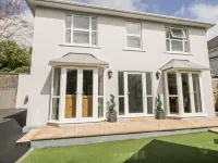 Fonthill - Country Houses