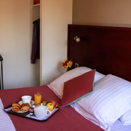 Cit'Hotel Capricorne Отели в г. Вандом