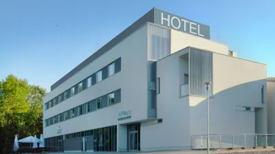 Hotel FairPlayce Hotels in Сухи-Ляс