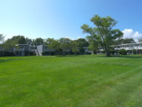 East Hampton House Resort Hotels in East Hampton North