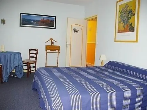 Hostellerie de La Poste Hotel a Nuars