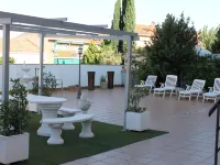 Hotel Barajas Plaza Hotels near Adolfo Suárez Madrid-Barajas Airport