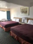 FourWinds Inn - parking