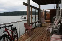 Orca Lodge - parking