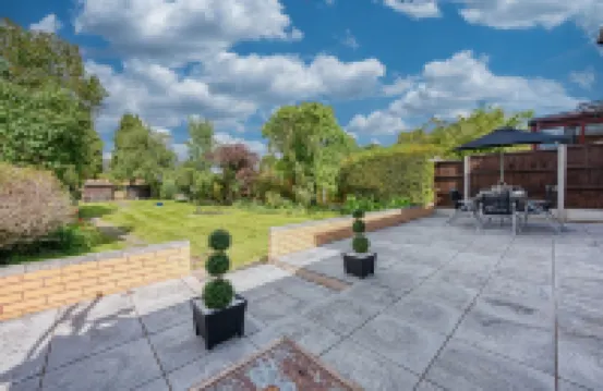 5-Bedroom Solihull Near NEC and Airport