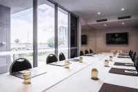 Silkari Suites at Chatswood - Condos