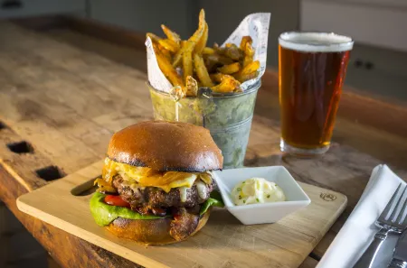 On the River Inn Отели рядом с достопримечательностью «AT trailhead Woodstock VT»