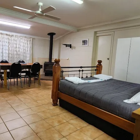 Warrumbungles Mountain Motel