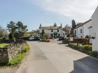 Ees Wyke Studio Hotels in Claife