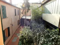 Completely renovated apartment in the center