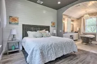 Cozy Spring Branch Cottage in Hill Country! - Spa