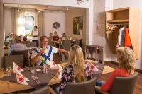 Hotel Zur-Borke - breakfast