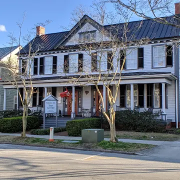 Benjamin Ellis House Bed & Breakfast