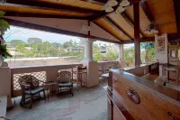 Les Artistes Inn Hotels in Solana Beach