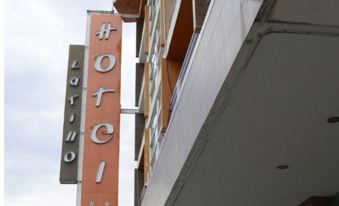 Hotel Latino