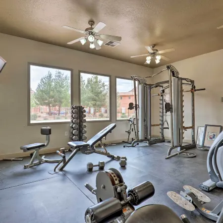 Kanab Condo w/ Pool & Patio, 30 Mi to Zion NP