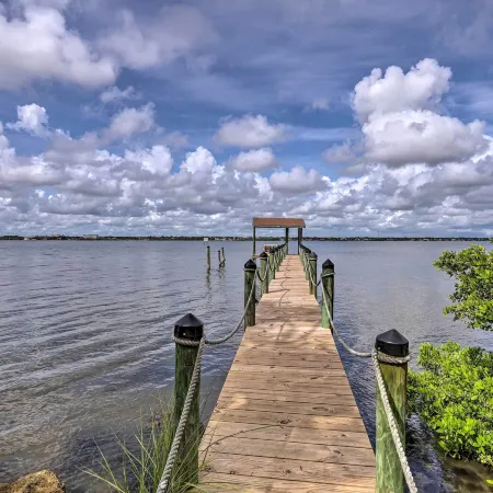 Merritt Island Oasis 5 Mi to Satellite Beach!