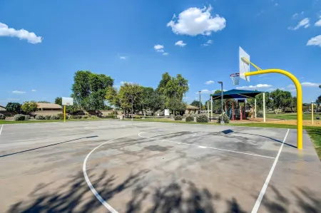 Avondale Getaway < 8 Mi to Estrella Mountain!