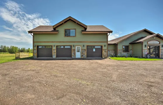 德盧斯開間帶桑拿在工作馬場！