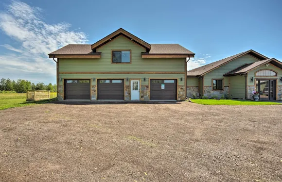 德盧斯開間帶桑拿在工作馬場！