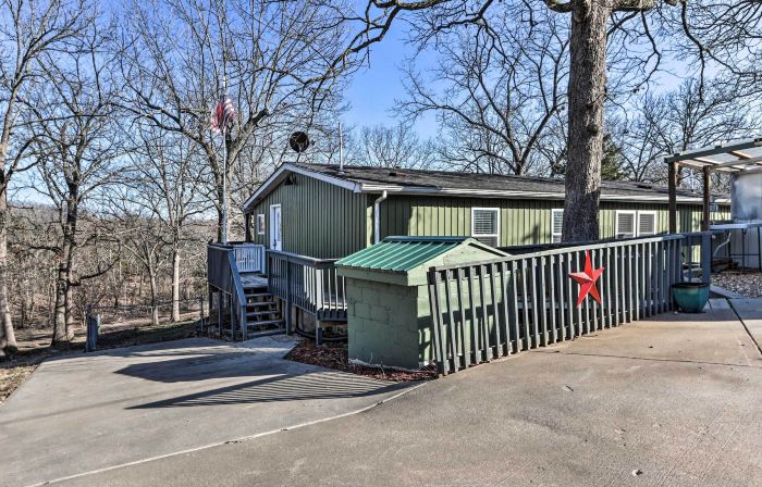 Pet-Friendly Flemington Home w/ Lake Access!
