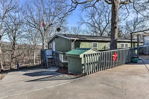 Pet-Friendly Flemington Home w/ Lake Access!