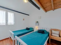Palmyra Hotels near La Salanque