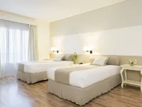Loi Suites Recoleta Hotel Hotels near Colegiales