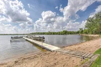 Clearwater Lake Getaway w/ Shared Pool & Boat Dock -  Appartamenti vacanze