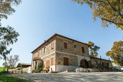 Locanda Villa Naumanni Hotels near Riserva Naturale Statale Saline di Tarquinia
