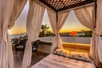 Cabo Hacienda w/ Private Pool & Rooftop Terrace! - Wifi