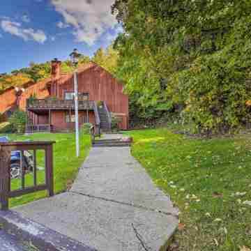 2 Mi to Waterpark Vernon Township Gem with Balcony Others