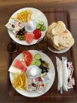 SAFİR SUİT