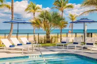 Plunge Beach Resort - Private Pools